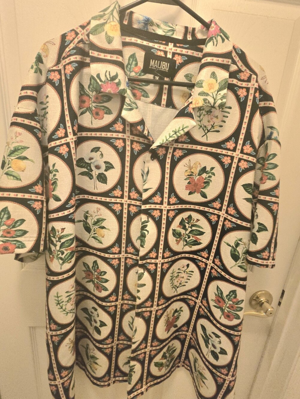 Malibu Men’s Short-Sleeve Floral Medallion Shirt - Navy, Cream & Green
